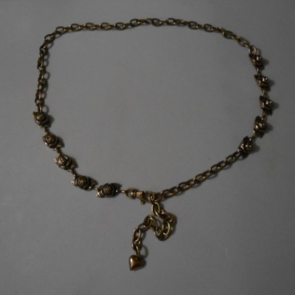 Betsey Johnson Brass Toned Rose Floral Sparkly Stone Metal Chain Link Belt - Picture 14 of 16